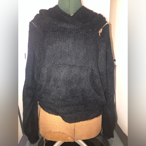 Show Me What You Got Zip Sweater - Picture 6 of 15